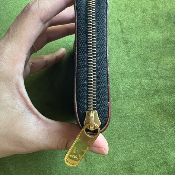 Louis Vuitton Murakami Black Multicolor Monogram Compact Zippy Wallet 🌈 - Picture 4 of 11